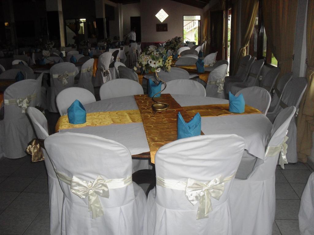 Miltons Beach Resort Unawatuna Exterior photo